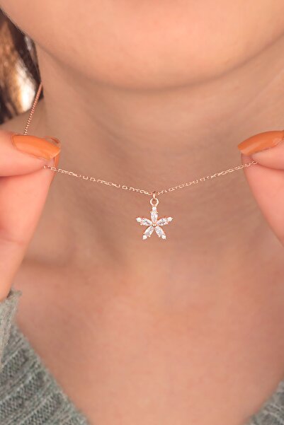 LINTERNA 925 Ayar Gümüş Beyaz Taşlı Nergis Çiçeği Kolye