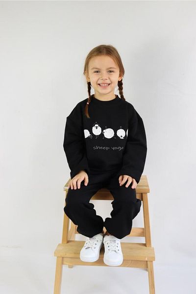 le petit sole Sheep Yoga Girl's Bottom-Top Set