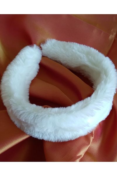 zeynep Plush Crown