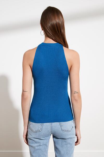 Trendyol Collection Трикотажна блузка з індиго TWOSS20BZ0584