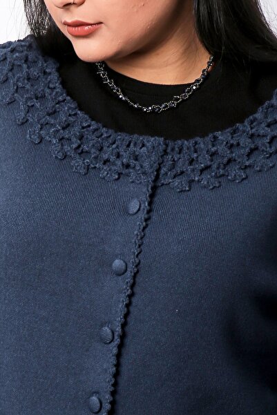 Laden Жіночий сірий трикотажний вовняний ручної роботи гачком товстий кардиган