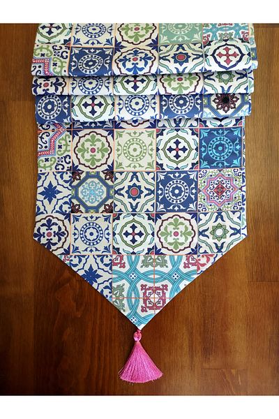 Alize Home Modele de plăci în interiorul hexagonului pe podea colorată cu ciucuri
