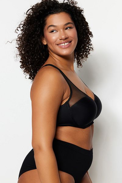 Trendyol Curve Plus Size BH mit Raffung und Mesh-Details – festes Finish, bügelbar TBBAW23CW00004