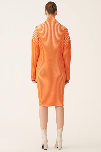 Perspective Illas Regular Fit Scoop Neck Below Knee Ecru Orange Color Knitwear Dress