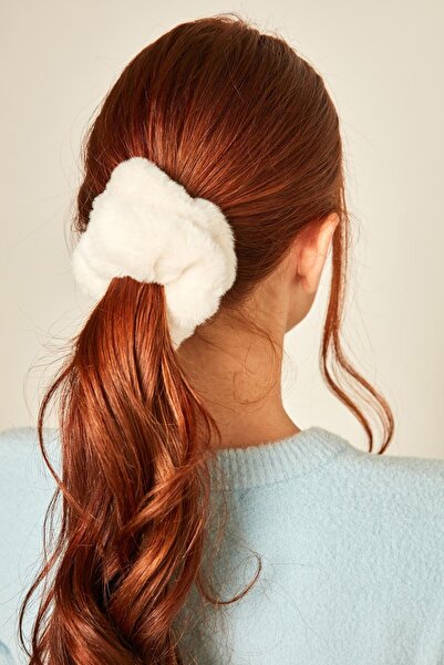 Y-London T114 Peluş Beyaz Toka