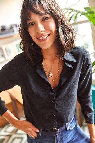 Olalook Kadın Siyah Taşlanmış Kupra Dokuma Gömlek GML-19001058