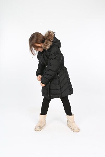 B&T Kız Çocuk Siyah Ekstra Yumuşak Dolum Kapüşonu Suni Kürk Peluşlu Içi Suni Kürklü Mont Kaban