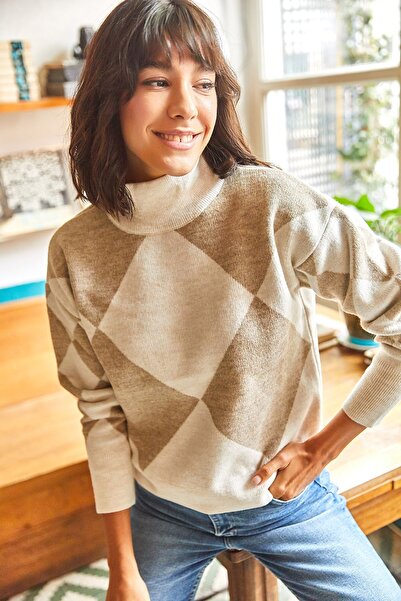 Olalook Women's Ecru Stone Half Fisherman Soft Textured Thick Knitwear Sweater KZK-19000526