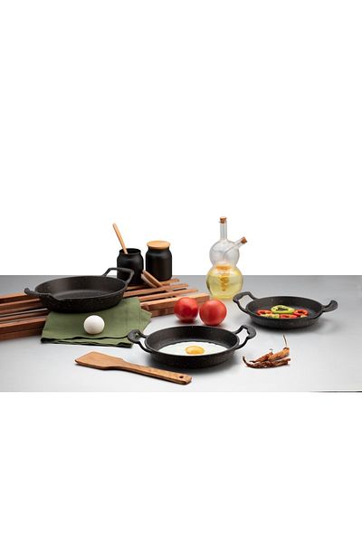 TAŞHAN Cast Iron Granite Omelette Set