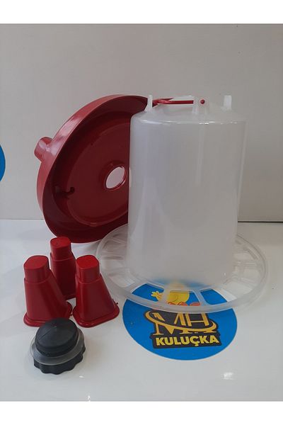 M&H 6 Lt. Chick Chicken Drinker with Handle and Foot