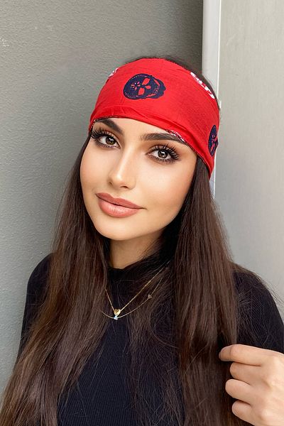 TAKIŞTIR وشاح للجنسين بنمط جمجمة باللون الأحمر