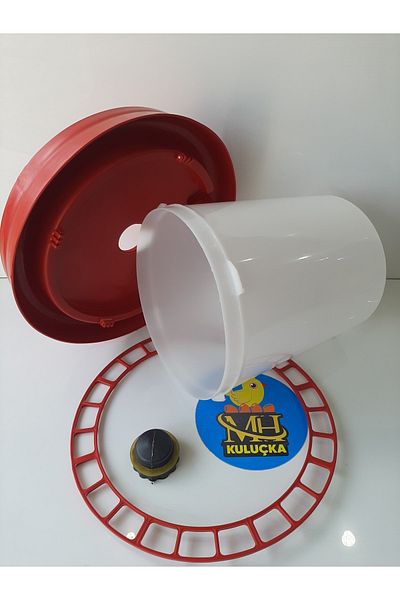 M&H 12 Lt. Chicken Drinker Without Foot