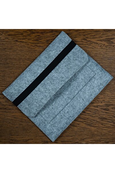 SADA حافظة لاب توب من اللباد