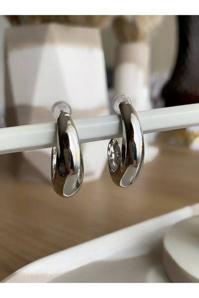 Caudalie Bombeli Yarım Halka Model Gümüş Küpe