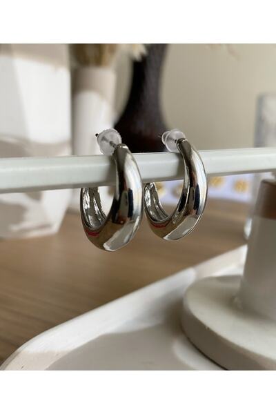 Caudalie Bombeli Yarım Halka Model Gümüş Küpe