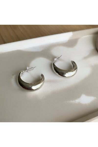 Caudalie Bombeli Yarım Halka Model Gümüş Küpe