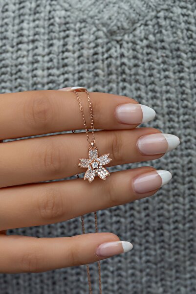 Nereze 925 Ayar Gümüş Rose Zirkon Taşlı Nergis Çiçeği Kolye