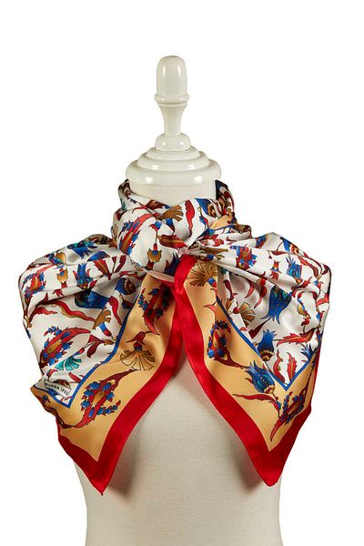 Bursa İpek Gold Red Carnation Tulip Pattern Large Silky Scarf
