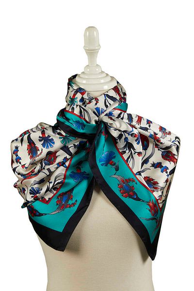 Bursa İpek Green Black Carnation Tulip Pattern Large Silky Scarf