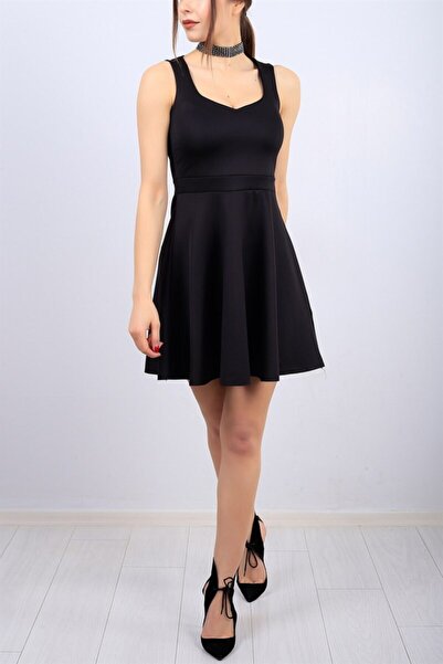 lovebox Kadın Siyah Esnek Kumaş Sırtı Dantel Detaylı Mini Abiye Elbise