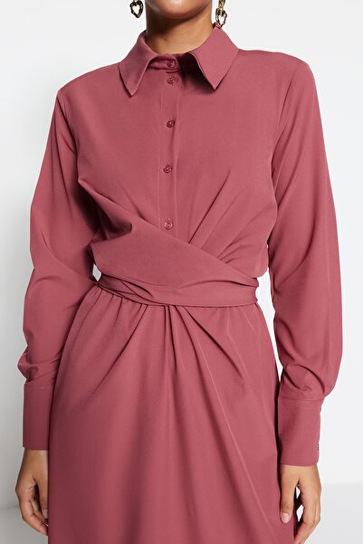 Trendyol Modest Szárított rózsa fűzős, részletes fél ejtőernyős szövetből készült, szőtt ruha TCTSS23EB00103