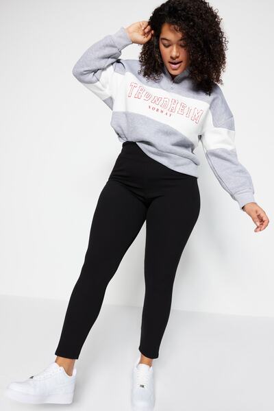 Trendyol Curve Fekete magas derekú belső polár bordás kötött nagy méretű leggings TBBAW23BV00017