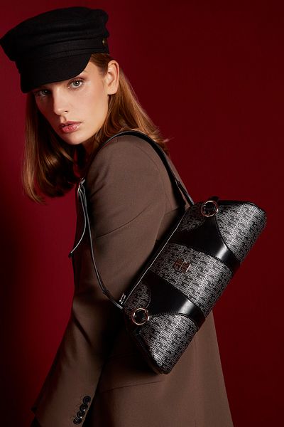 Pierre Cardin by Can Oker Geantă de umăr neagră Monogram pentru femei 05PCC22K2010
