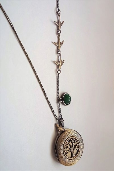 LADYMİRAGE Bird's Paradise Medallion Necklace