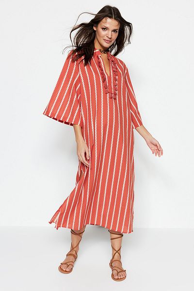 Trendyol Collection Zimtgestreifter Maxi-Kimono und Kaftan TBESS20KM0024