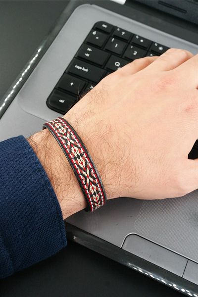 By Zeyna Aksesuar Men's Genuine Leather Bracelet with Magnetic Clip