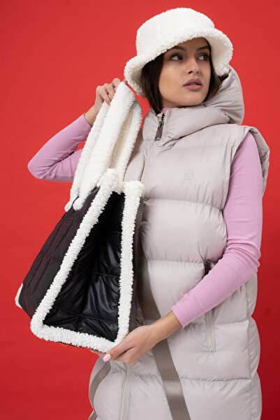 QUTBAG Siyah Kapitone Peluş Çanta Zanzibar Design