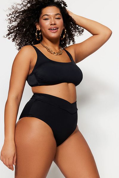 Trendyol Curve Schwarze, detaillierte, übergroße Bikini-Unterseite mit hoher Taille TBBSS23CR00010