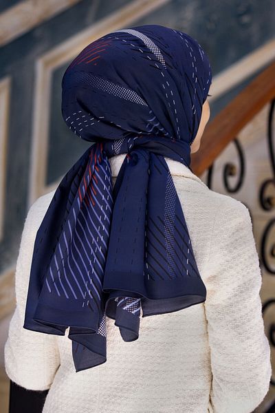 Vissona Γυναικείο πολυτελές μεταξωτό σάλι Medina Navy Blue - Claret Red