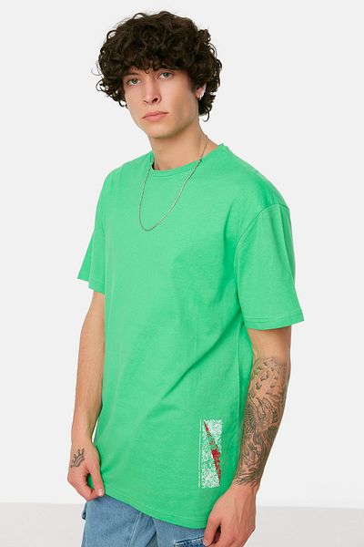 Trendyol Collection T-Shirt - Grün - Oversized