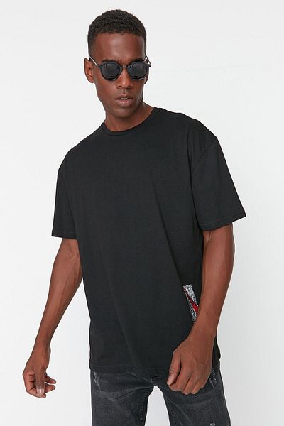 Trendyol Collection Μαύρο μπλουζάκι με κοντό μανίκι με στάμπα 100% βαμβάκι TMNSS21TS1064
