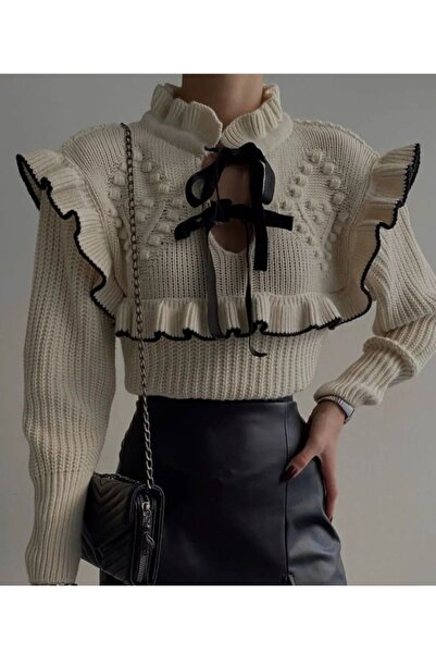 Bisou Ecru Tie Detailed Knitwear Sweater