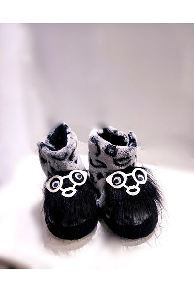 AYKABARAN Non-Slip Sole Baby Slippers, First Step Shoes, Anti-Sweat Wool Inside, Playing Eyes Slippers