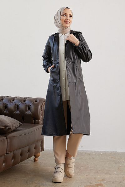 InStyle Jayla Çakım Detailed Leather Cape - Black