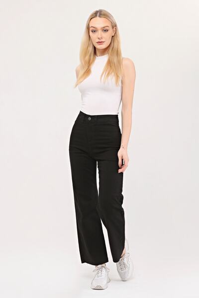 LA CARTE Women's Wide Leg Cut Trousers