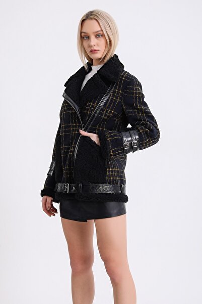 Leather Club Siyah Deri Aksesuarlı Ekose Kuzu Yün Ceket