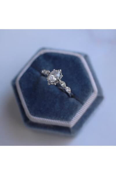 inza pırlanta Vintage Aria Beyaz Topaz & Pırlanta Yüzük