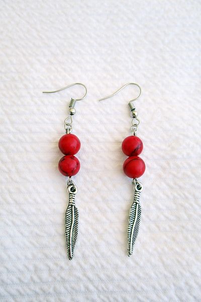 Kusakli Feather Figured Dangle Red Howlite Natural Stone Earrings