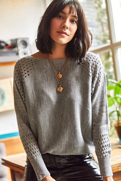 Olalook Жіночий сірий ажурний светр з летючою мишею оверсайз