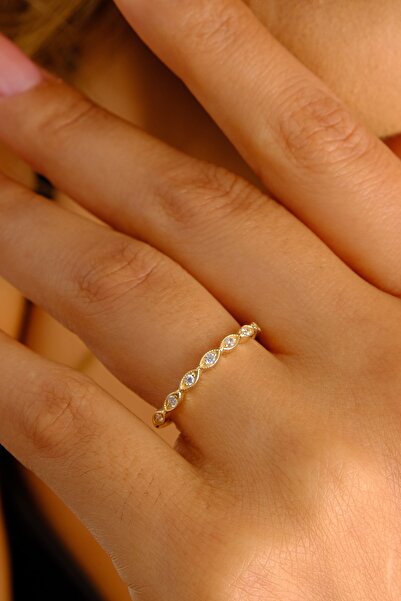 LİLAK KUYUMCULUK 14 Ayar Altın Yarım Tur Taşlı Badem Yüzük