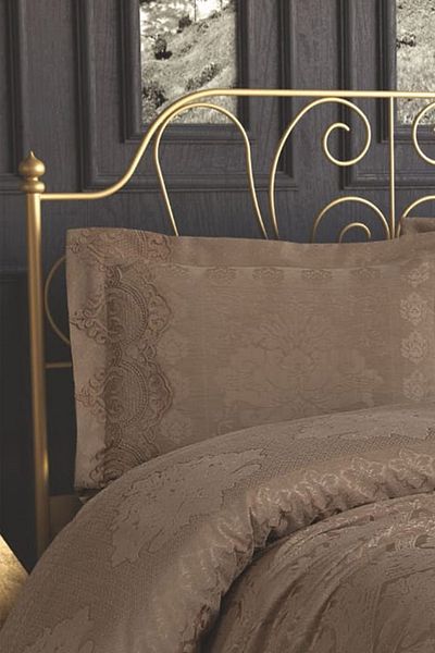 LA PERLE Chenille Vendy Brown Double Bedspread