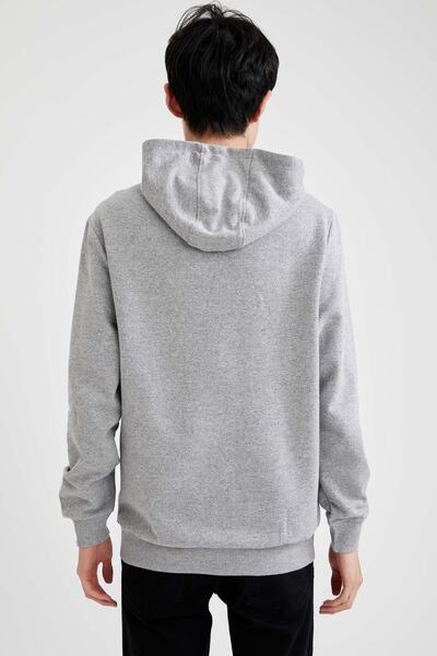 DeFacto Erkek Gri Kapüşonlu Slim Fit Kuru Kafa Baskılı Sweatshirt S7007AZ20AU