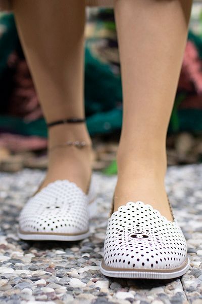 Riccon Weiße Freizeitschuhe für Damen0012503