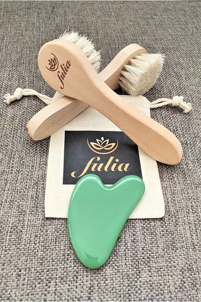 Fulia Natural Horsehair Facial Brush and Aventurine Gua Sha - Double Skin Care Set