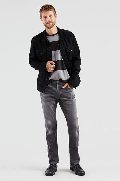 Levi's Men's Black Regular Tapered Jeans