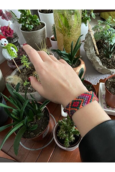 Şengül El Emeği Ip Örgü Magrome Bileklik